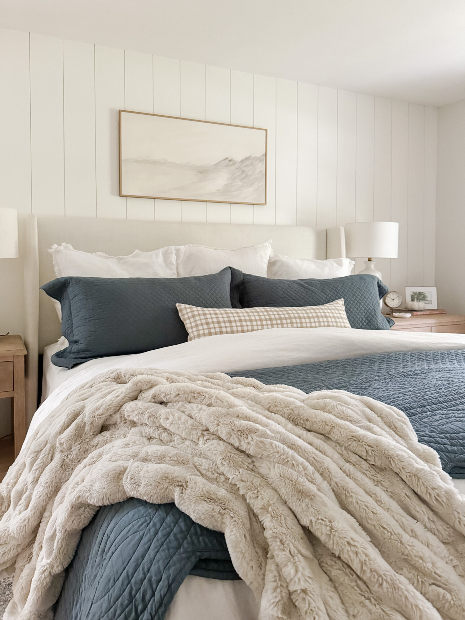 neutral coastal bedroom 