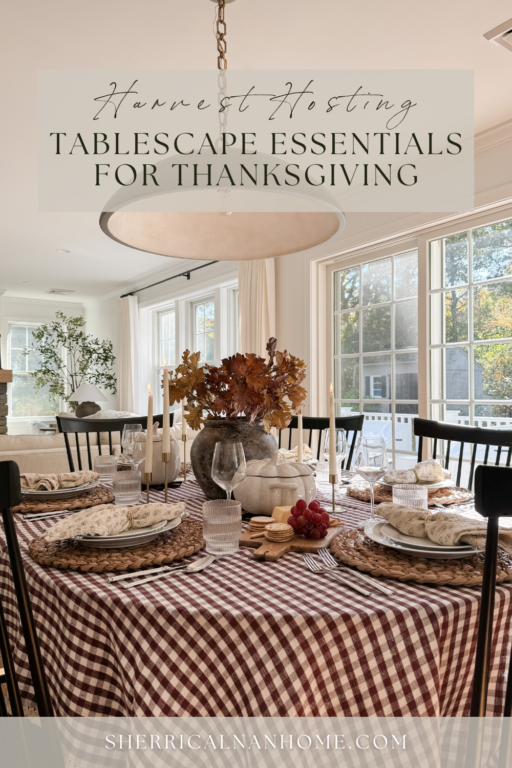 Harvest Hosting Tablescape Essentials for Thanksgiving | hosting, holiday hosting, tablescape, thanksgiving dinner, thanksgiving hosting,